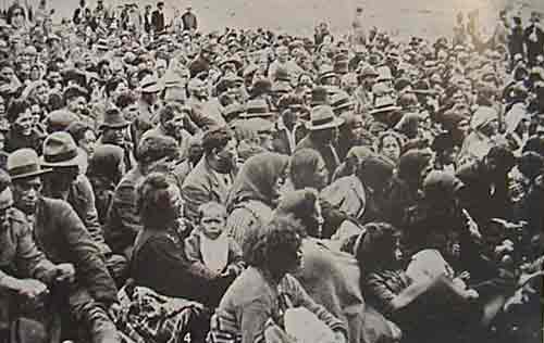 In 1919 Ratana introduced the Patu was introduced Maori hand weapon